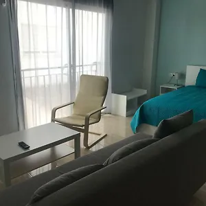 Apartamento Calle Ollerias, Málaga